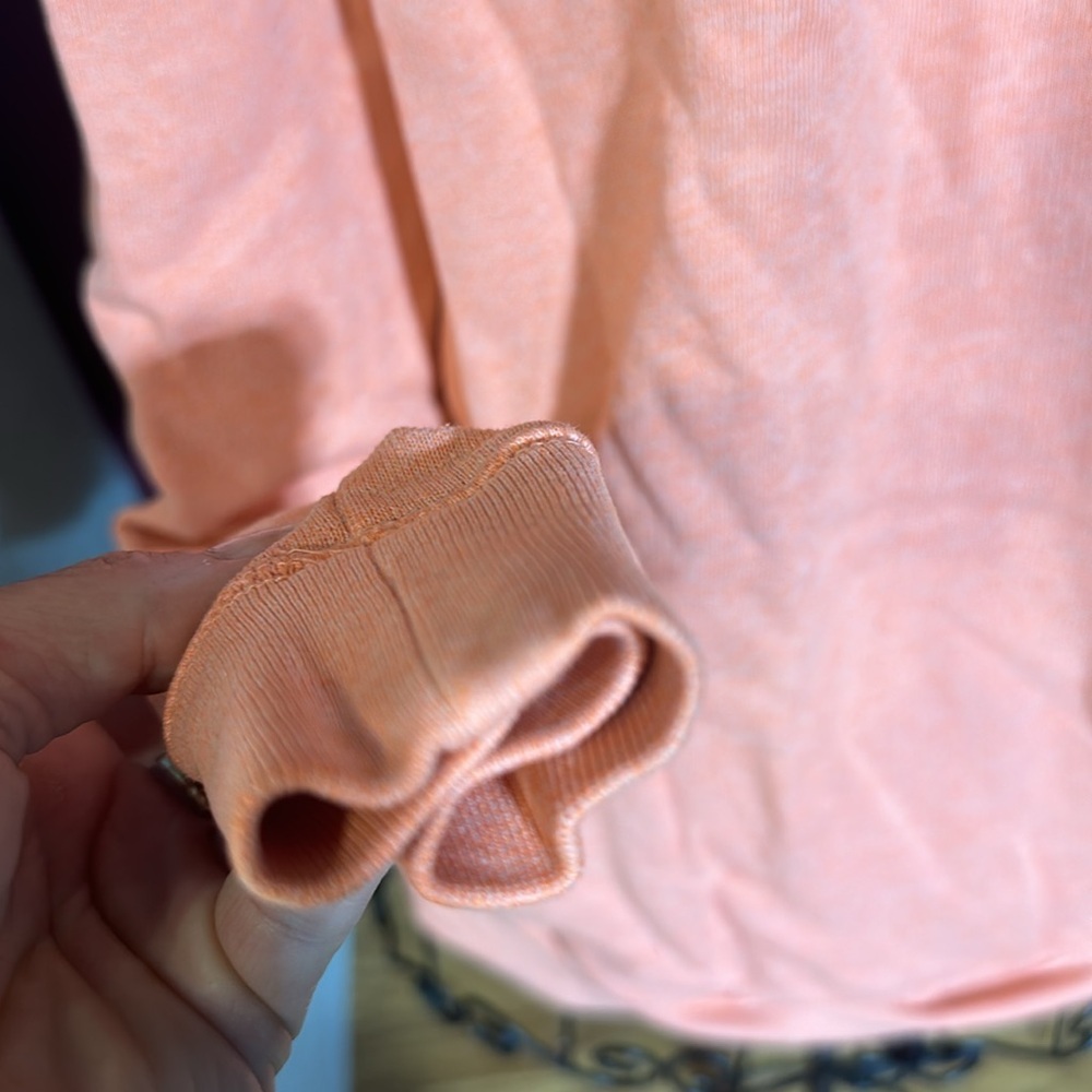 Pink Victoria’s secret’s pull over - Picture 7 of 8